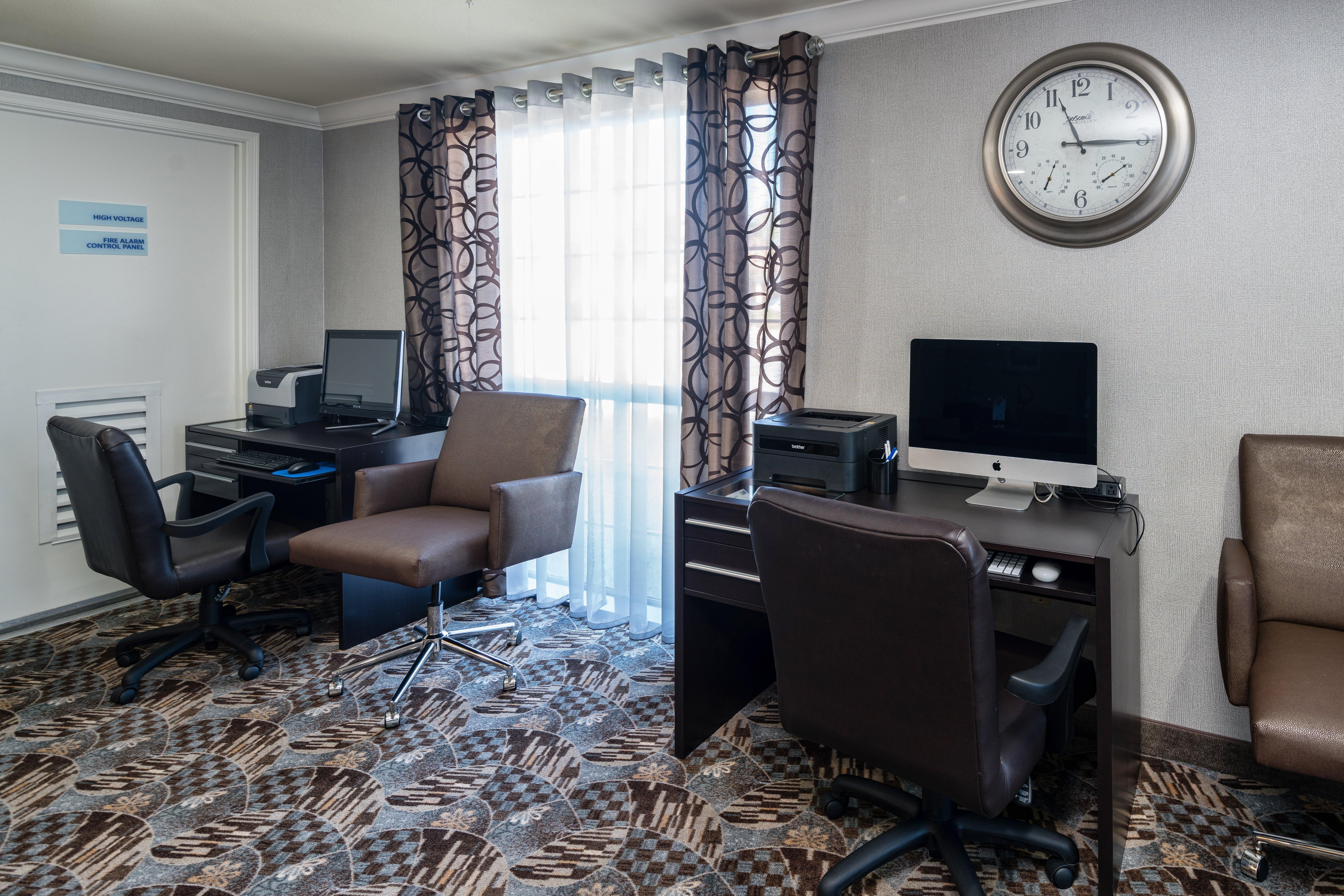 Holiday Inn Express & Suites Santa Clara By Ihg Exterior foto