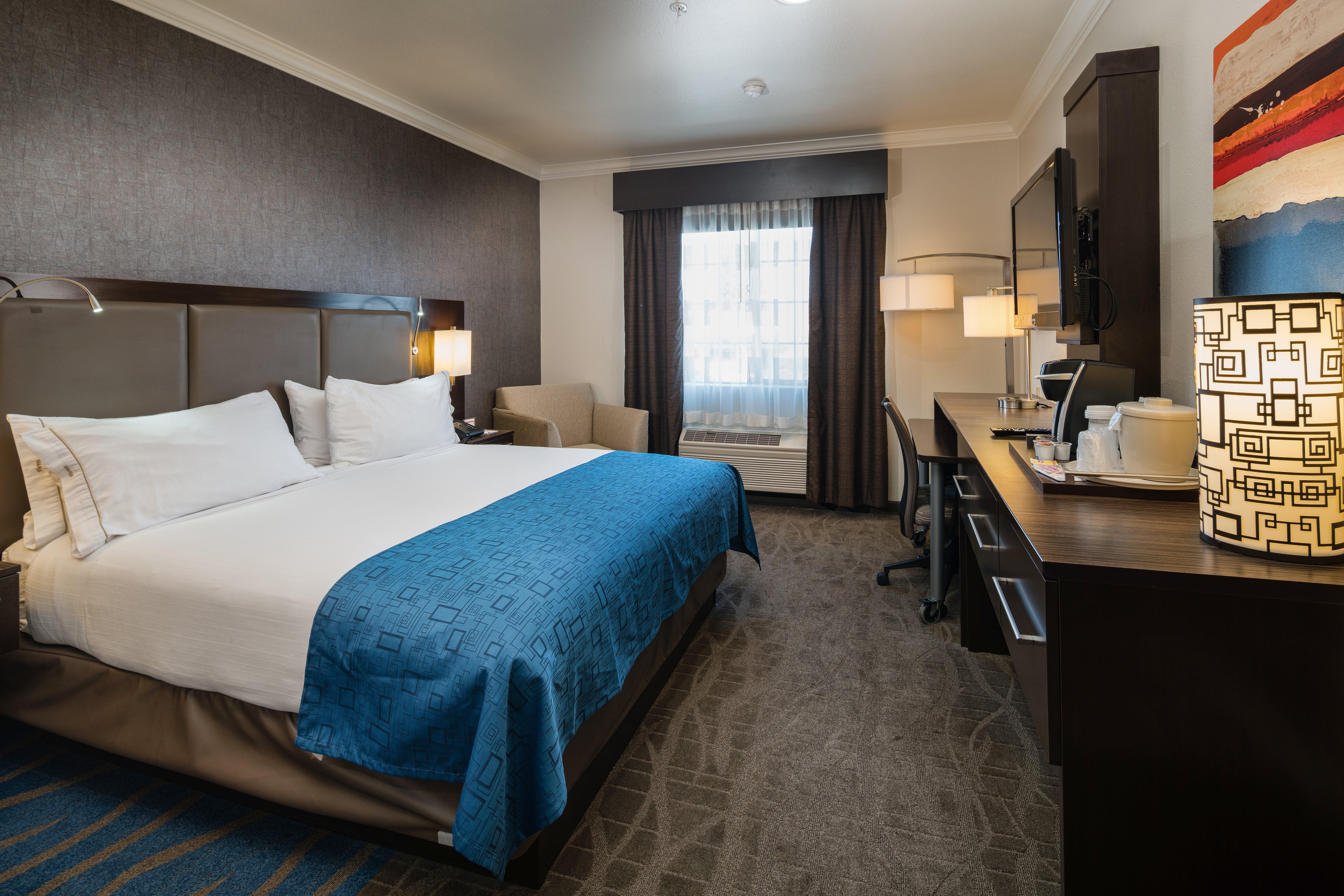 Holiday Inn Express & Suites Santa Clara By Ihg Exterior foto