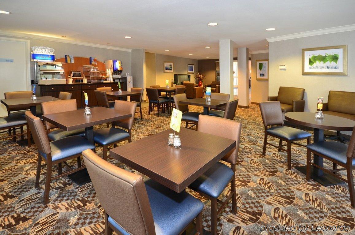 Holiday Inn Express & Suites Santa Clara By Ihg Restaurante foto