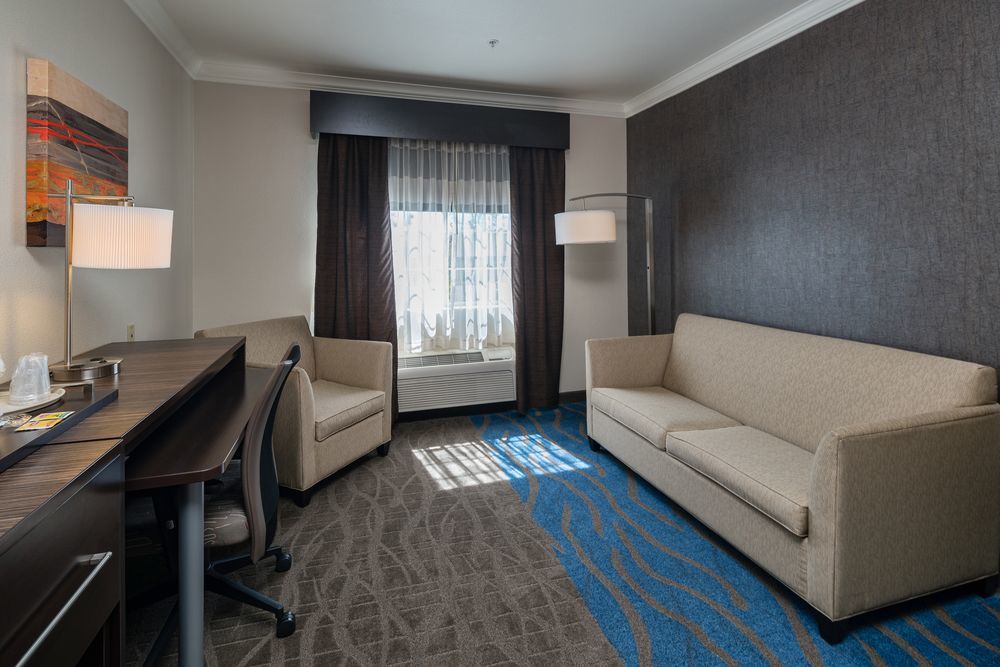 Holiday Inn Express & Suites Santa Clara By Ihg Exterior foto